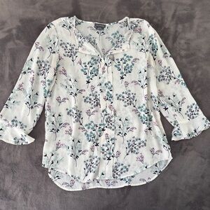 Van Heusen Elegant Floral Button-Up Blouse